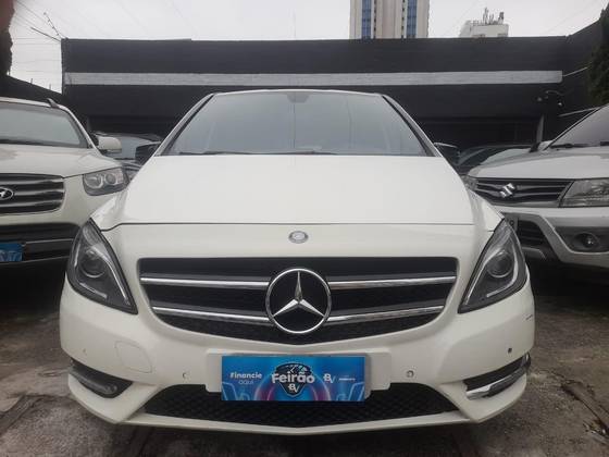 MERCEDES-BENZ B 200 1.6 SPORT TURBO GASOLINA 4P AUTOMÁTICO